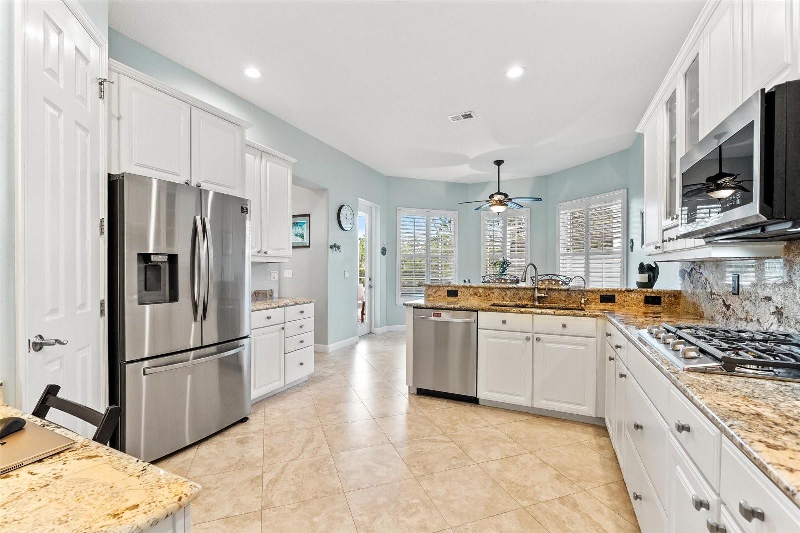 4941 BRIDGEHAMPTON BLVD