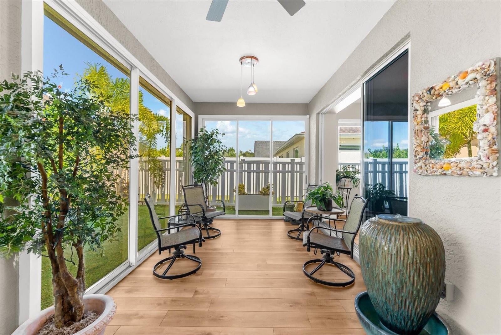 4497 EDINBRIDGE CIR #19