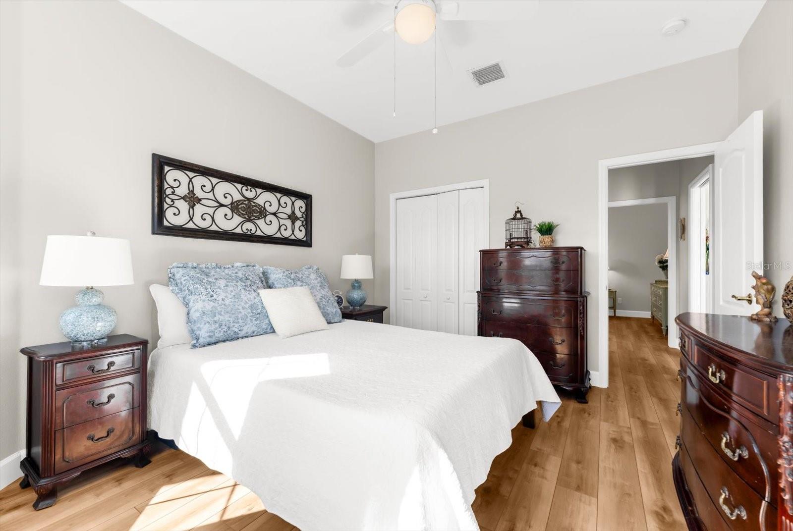 4497 EDINBRIDGE CIR #19