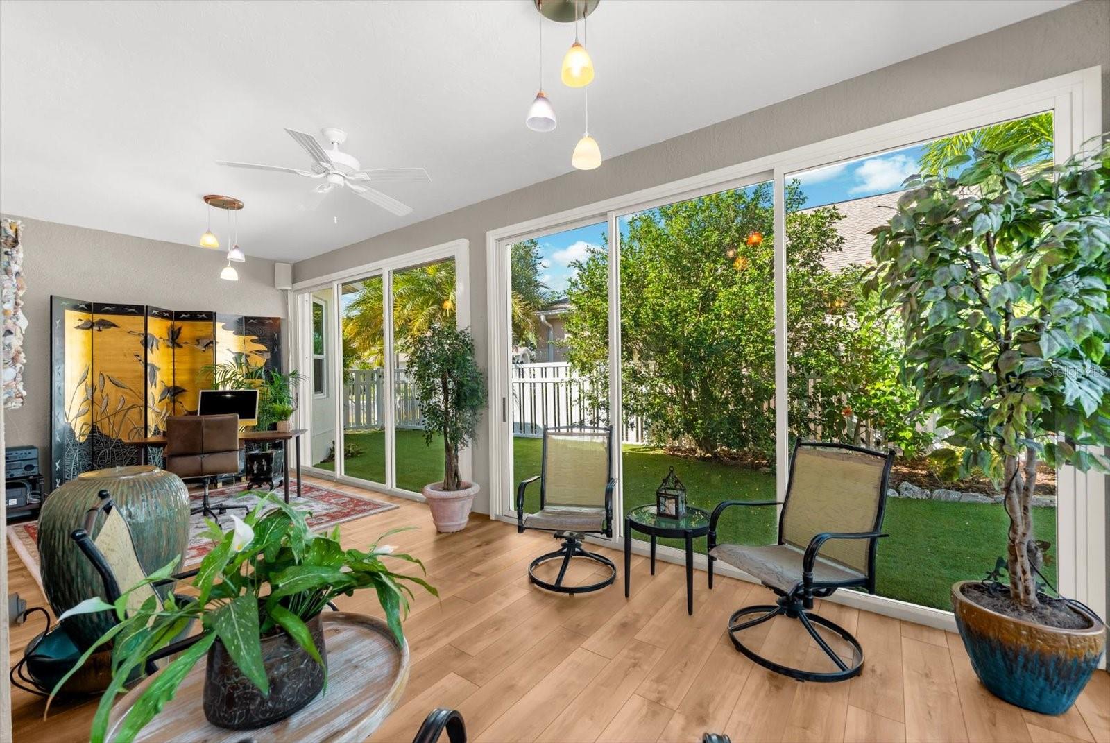 4497 EDINBRIDGE CIR #19