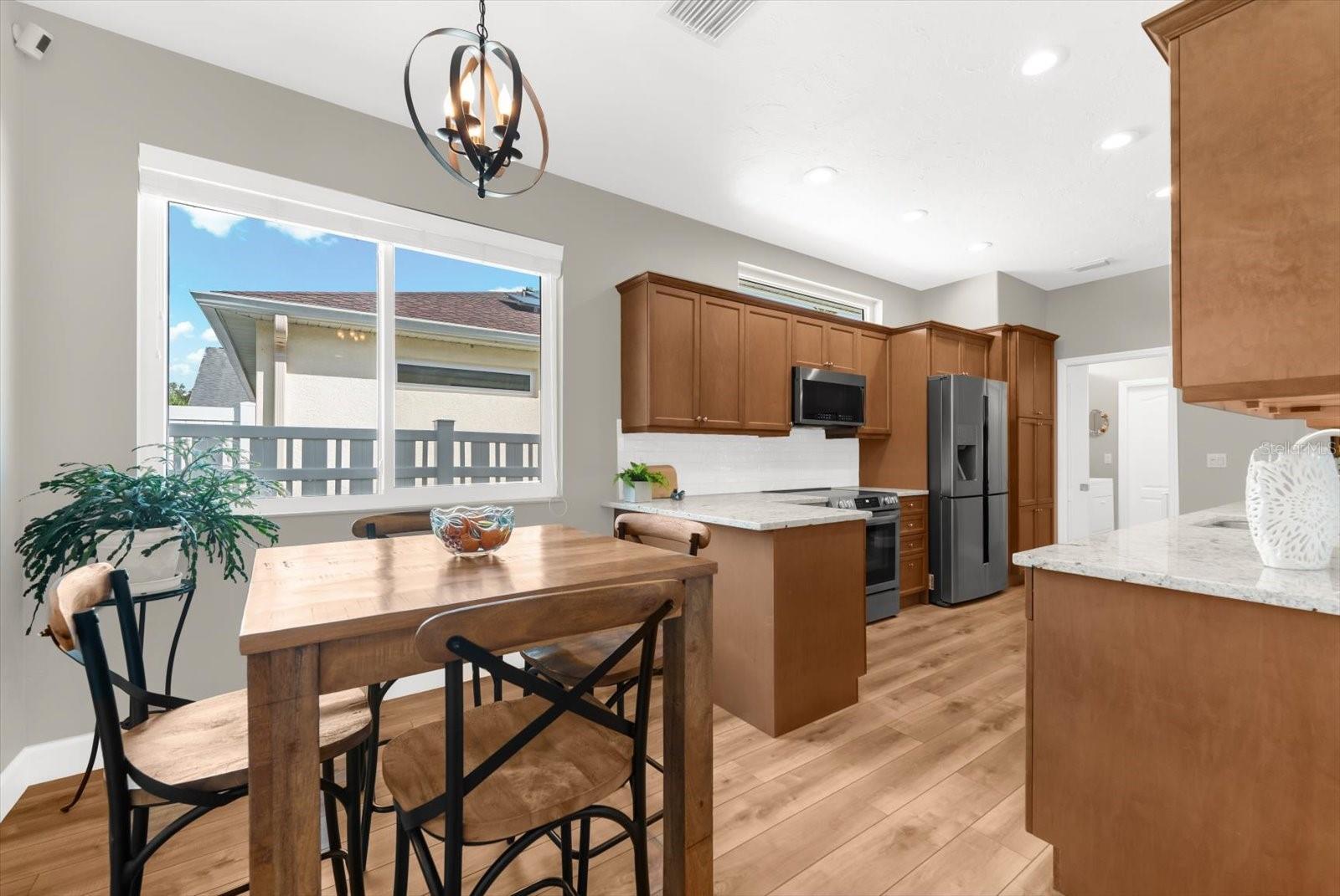 4497 EDINBRIDGE CIR #19