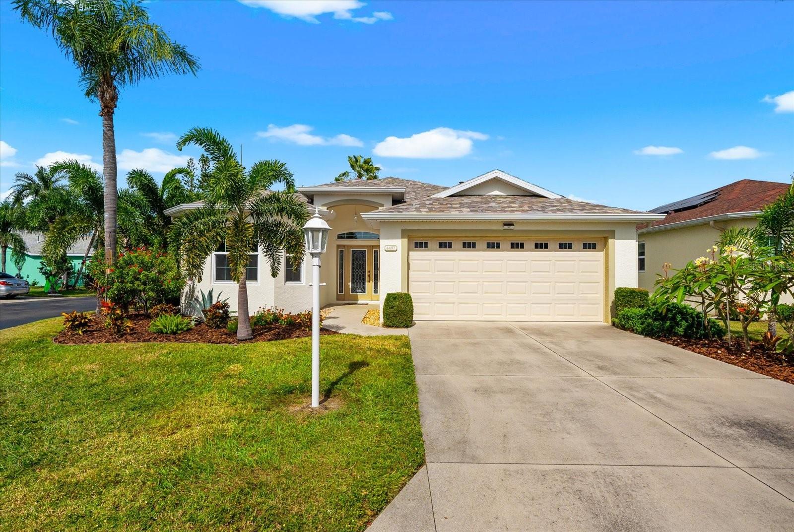 4497 EDINBRIDGE CIR #19