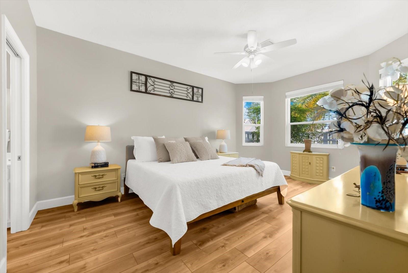 4497 EDINBRIDGE CIR #19