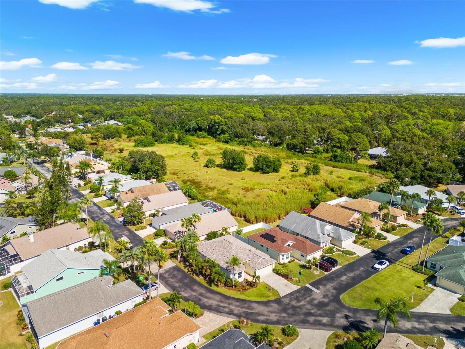 4497 EDINBRIDGE CIR #19