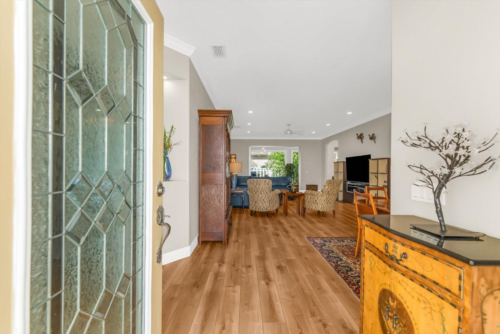 4497 EDINBRIDGE CIR #19