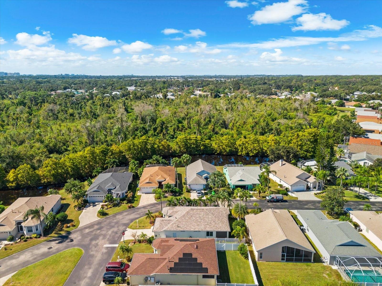 4497 EDINBRIDGE CIR #19