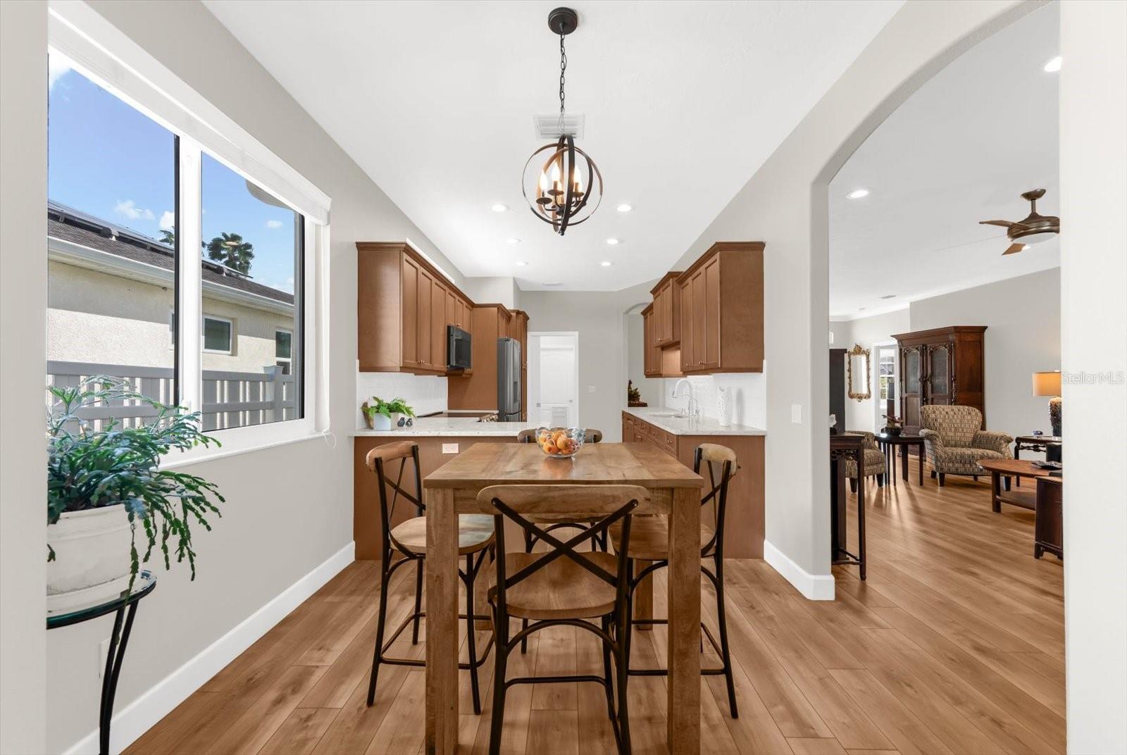 4497 EDINBRIDGE CIR #19