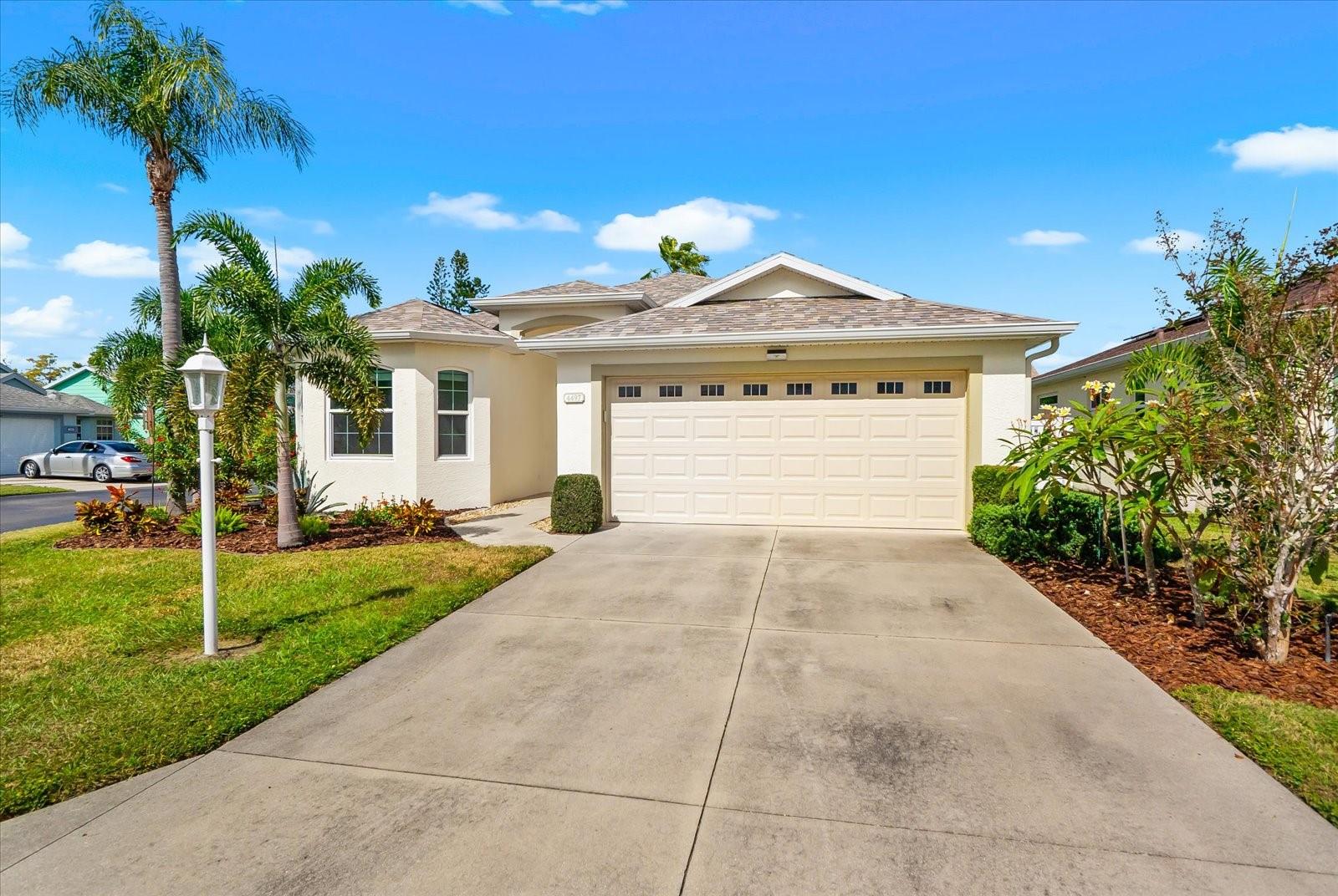 4497 EDINBRIDGE CIR #19