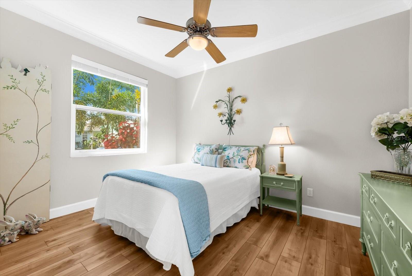 4497 EDINBRIDGE CIR #19