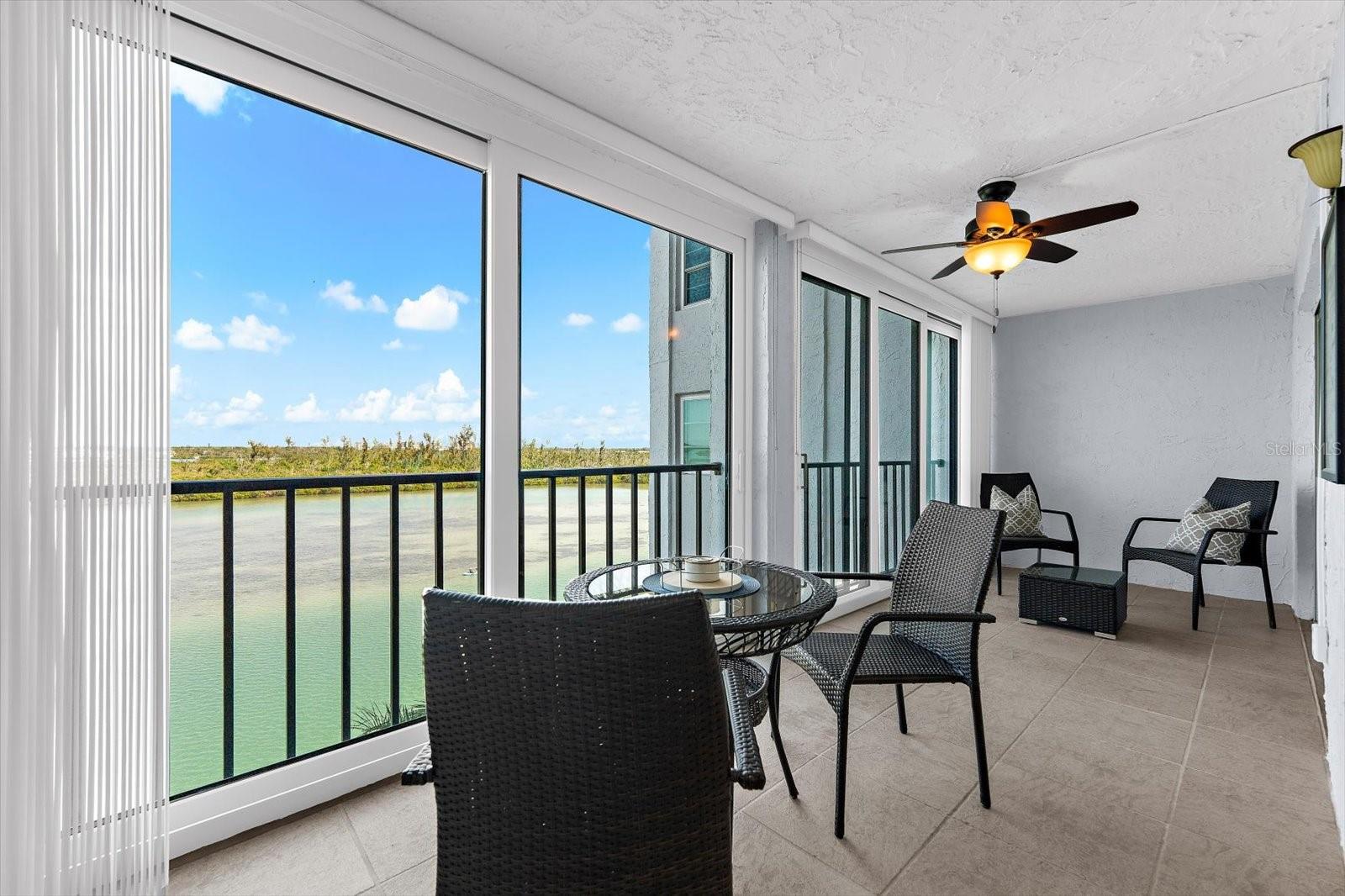 9393 MIDNIGHT PASS RD #703