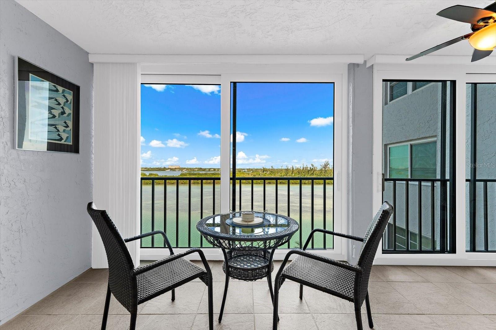 9393 MIDNIGHT PASS RD #703