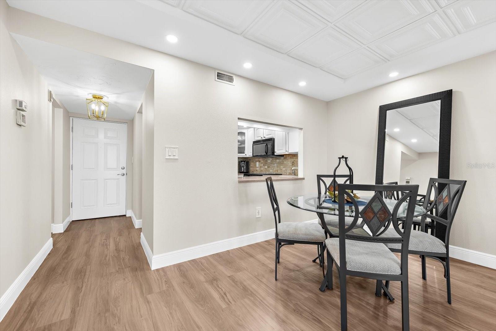 9393 MIDNIGHT PASS RD #703