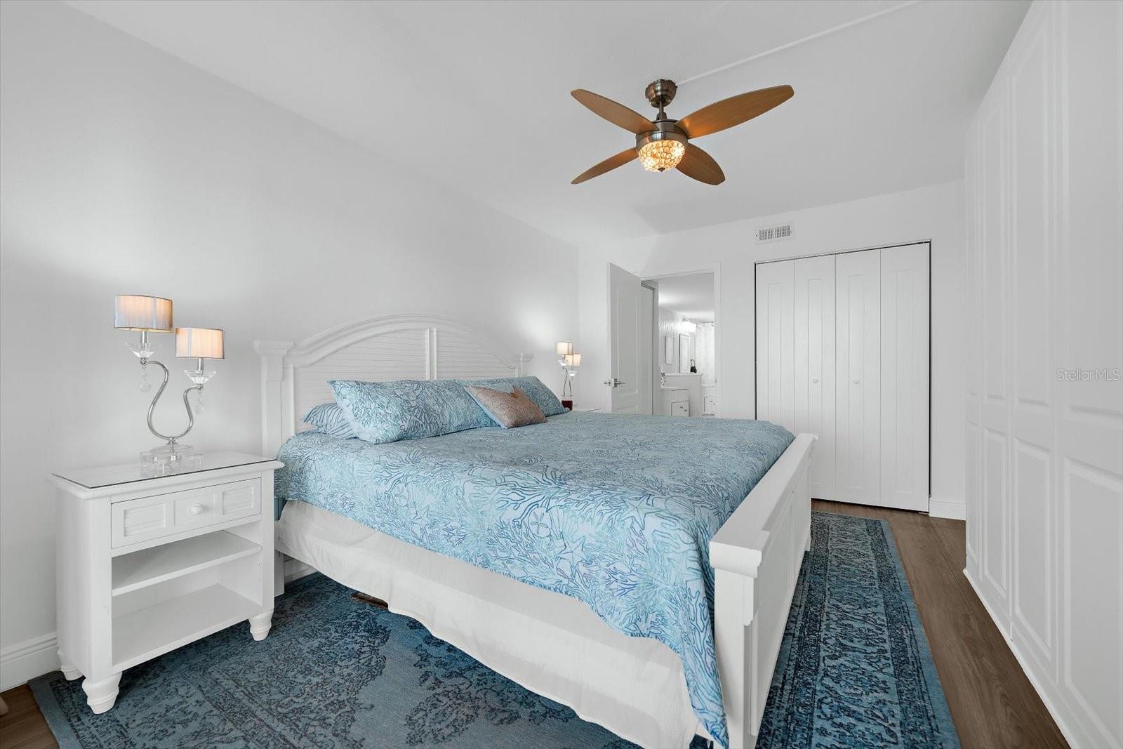 9393 MIDNIGHT PASS RD #703