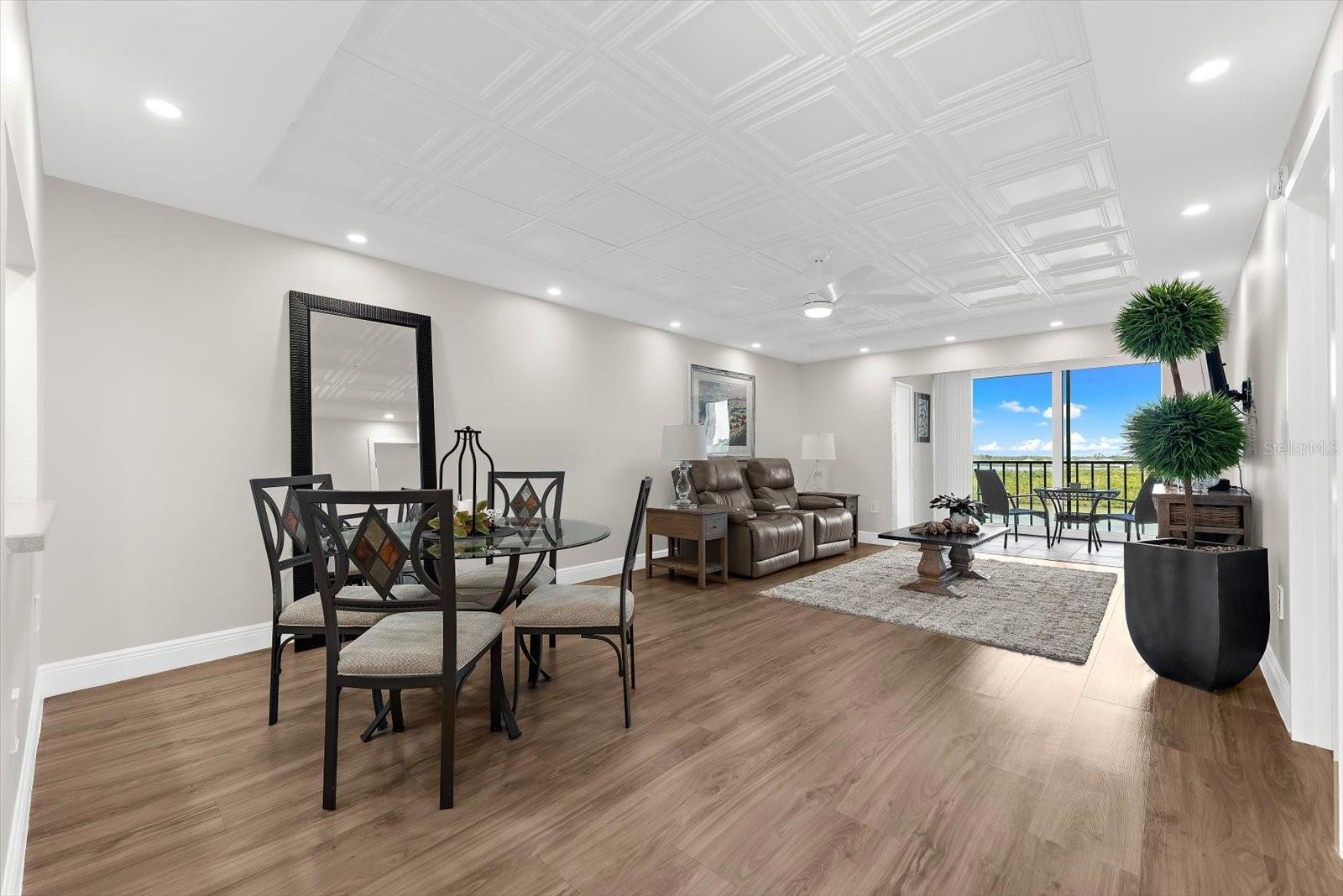 9393 MIDNIGHT PASS RD #703