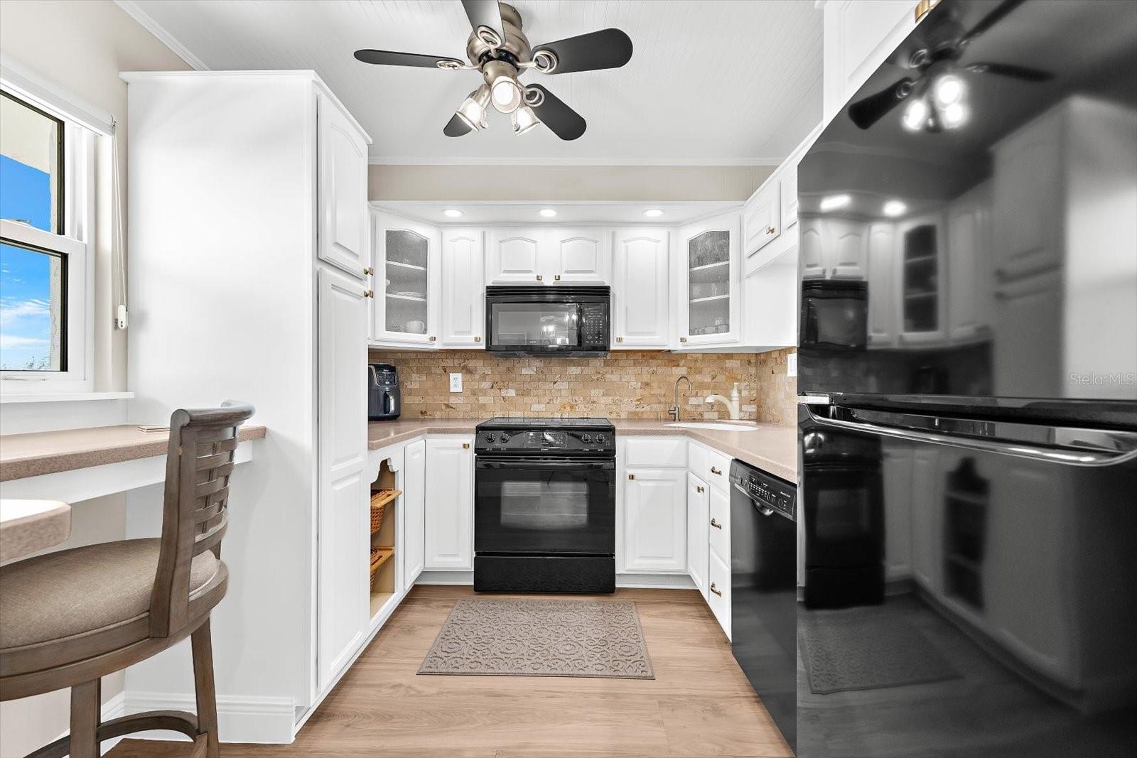 9393 MIDNIGHT PASS RD #703