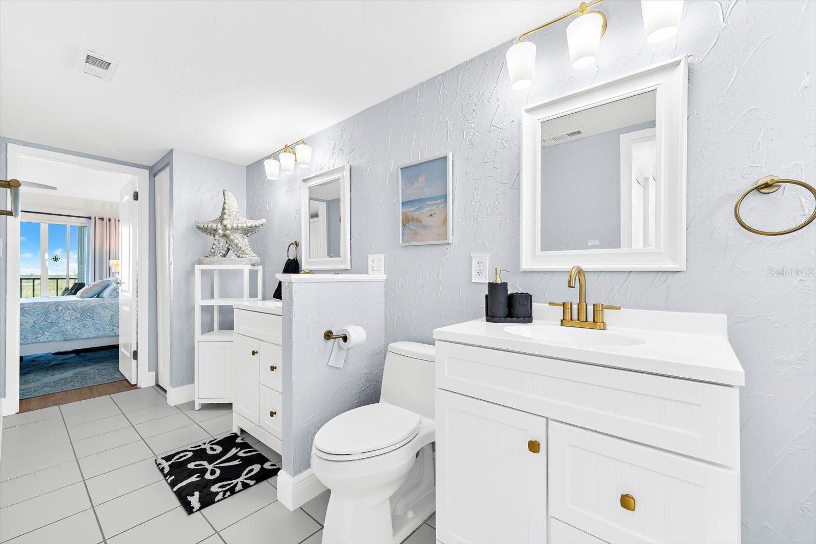 9393 MIDNIGHT PASS RD #703