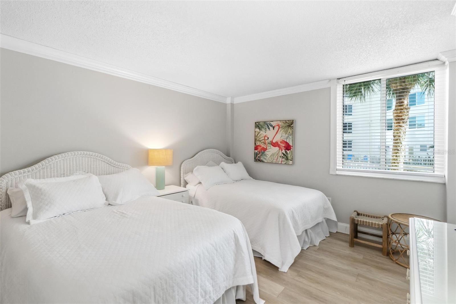 5916 MIDNIGHT PASS RD #W102