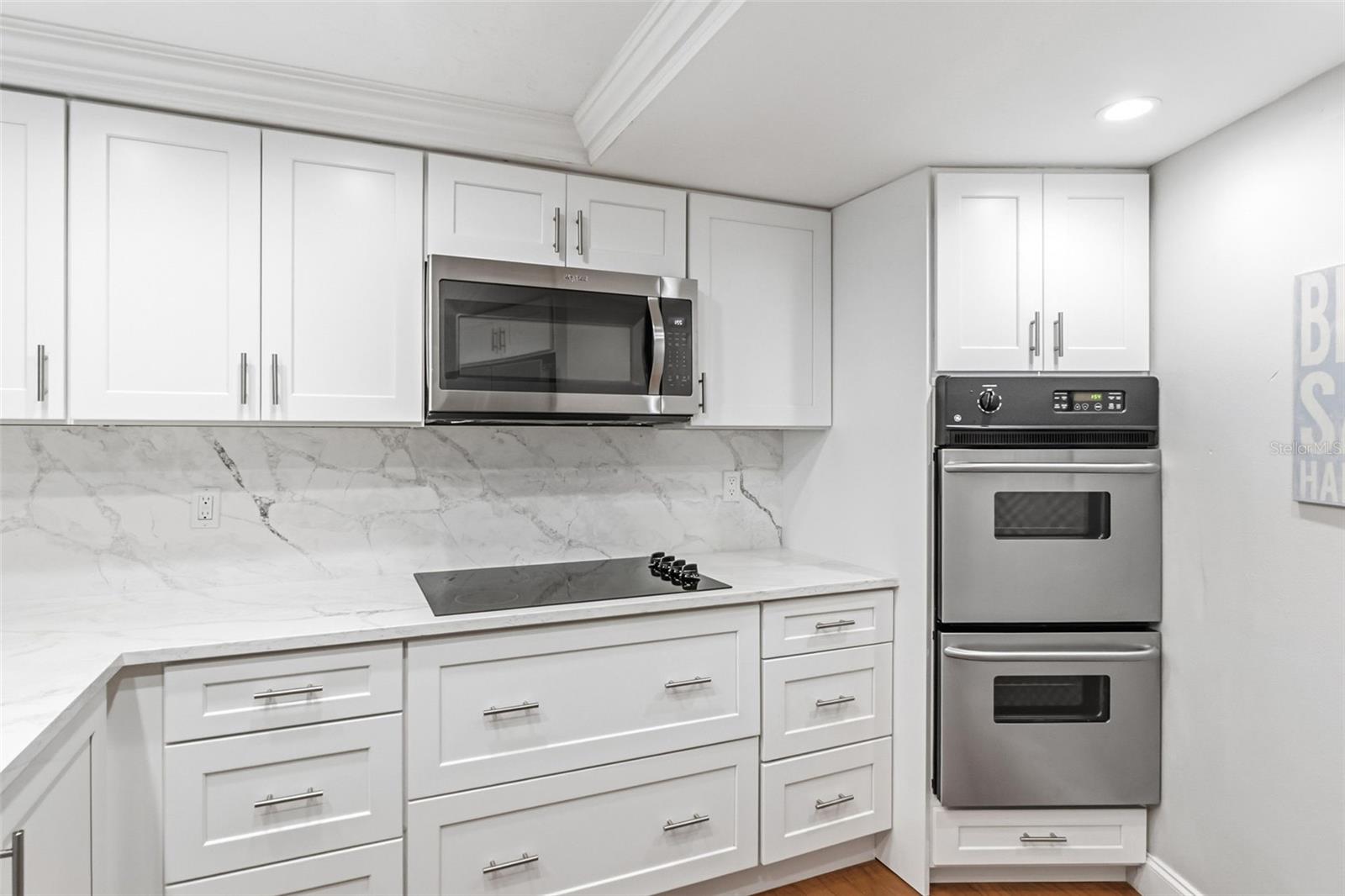 5916 MIDNIGHT PASS RD #W102