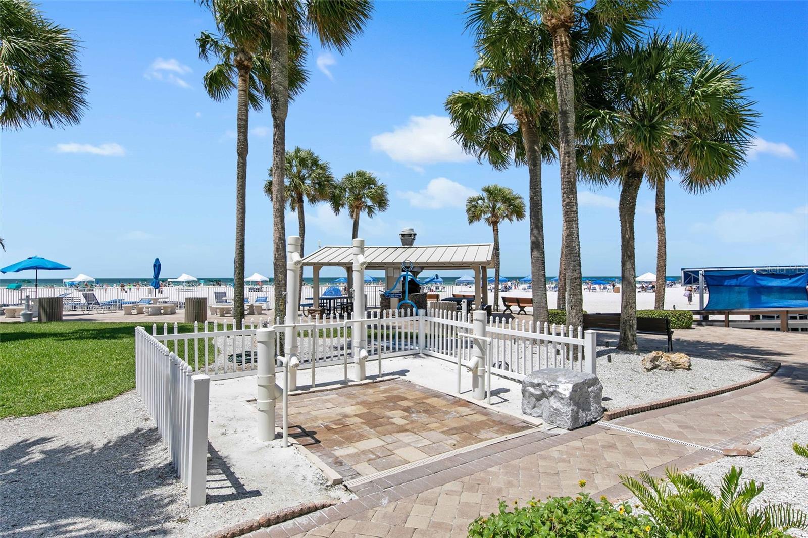 5916 MIDNIGHT PASS RD #W102