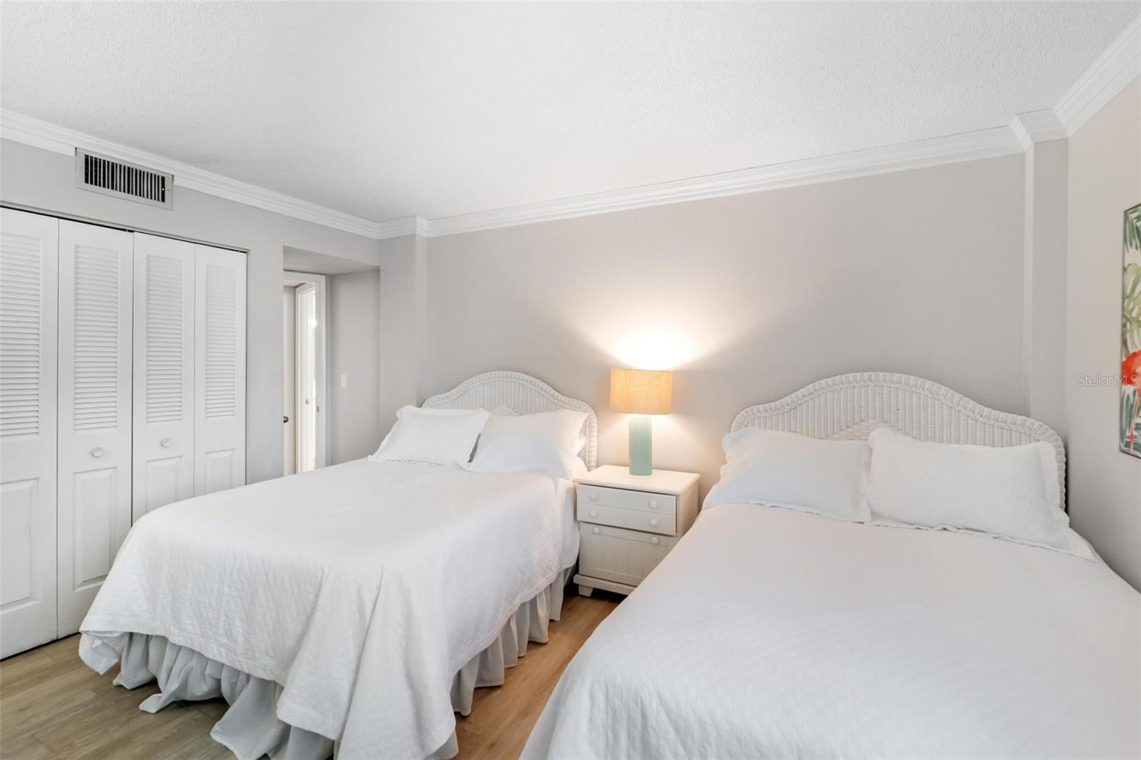 5916 MIDNIGHT PASS RD #W102