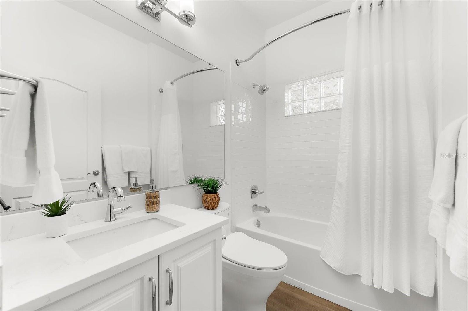 4924 MAHOGANY RUN AVE