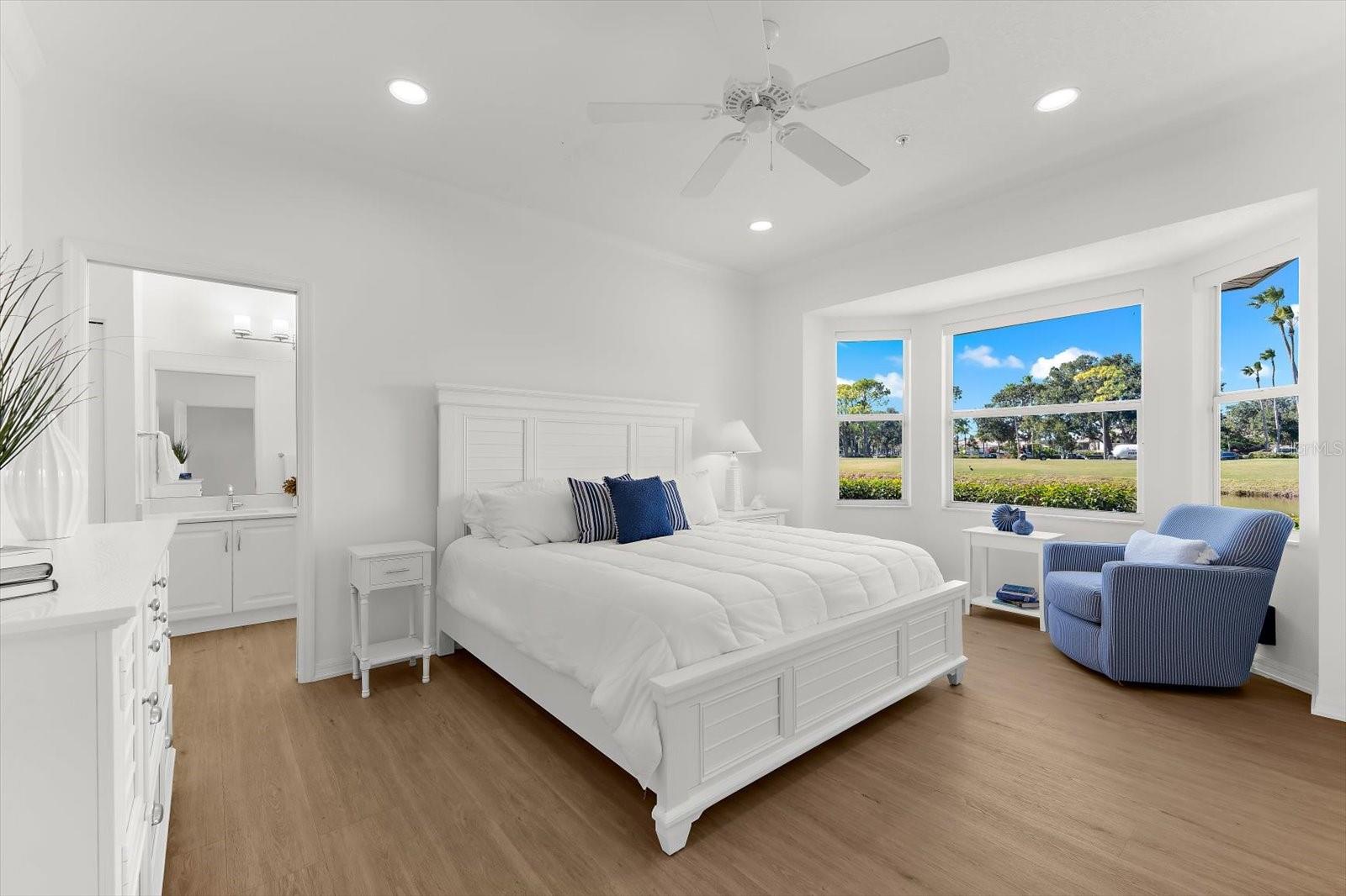 4924 MAHOGANY RUN AVE