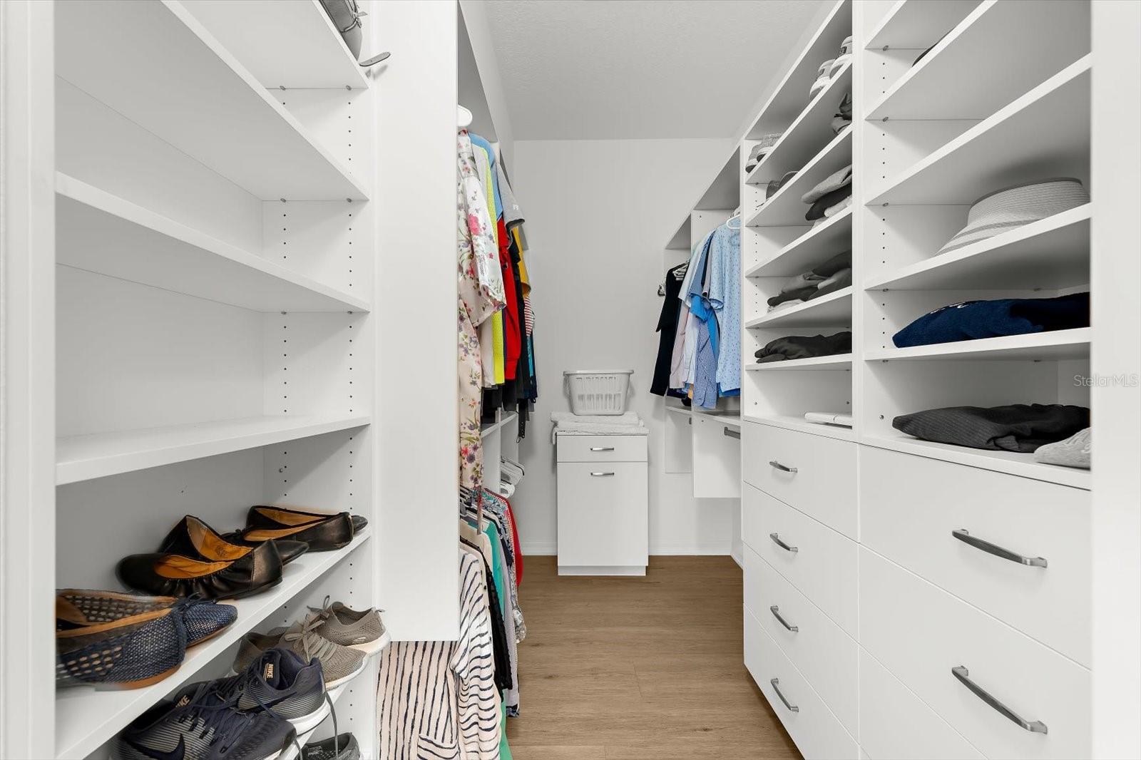 4924 MAHOGANY RUN AVE