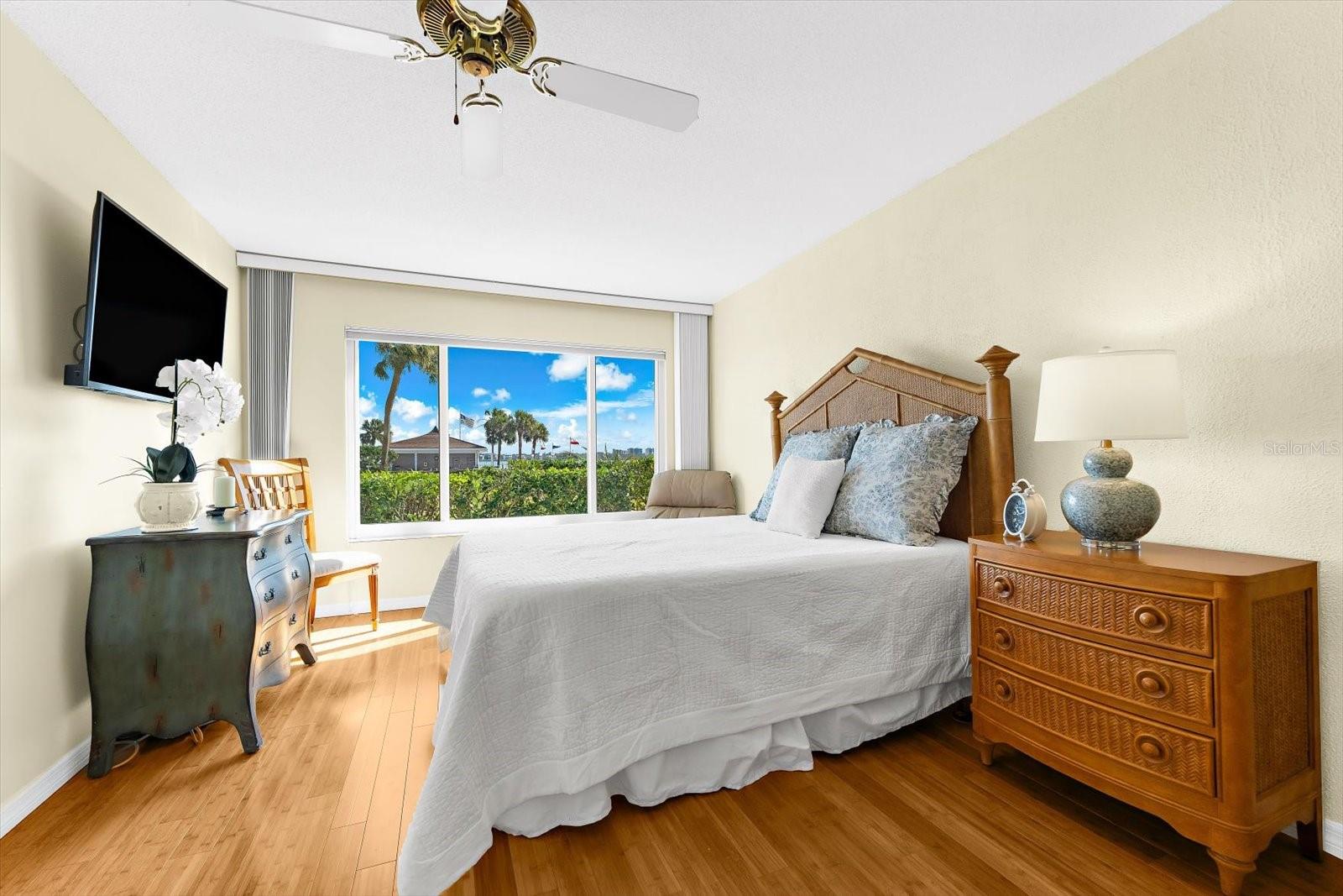 8897 MIDNIGHT PASS RD #105