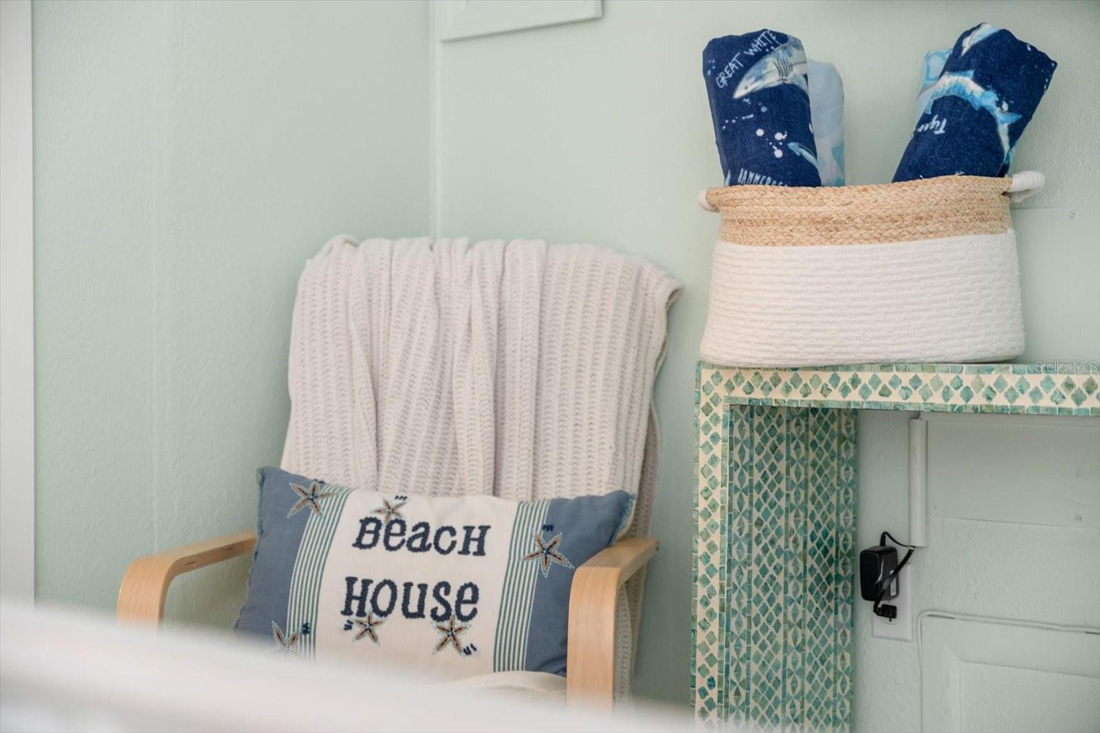 5955 MIDNIGHT PASS RD #4E