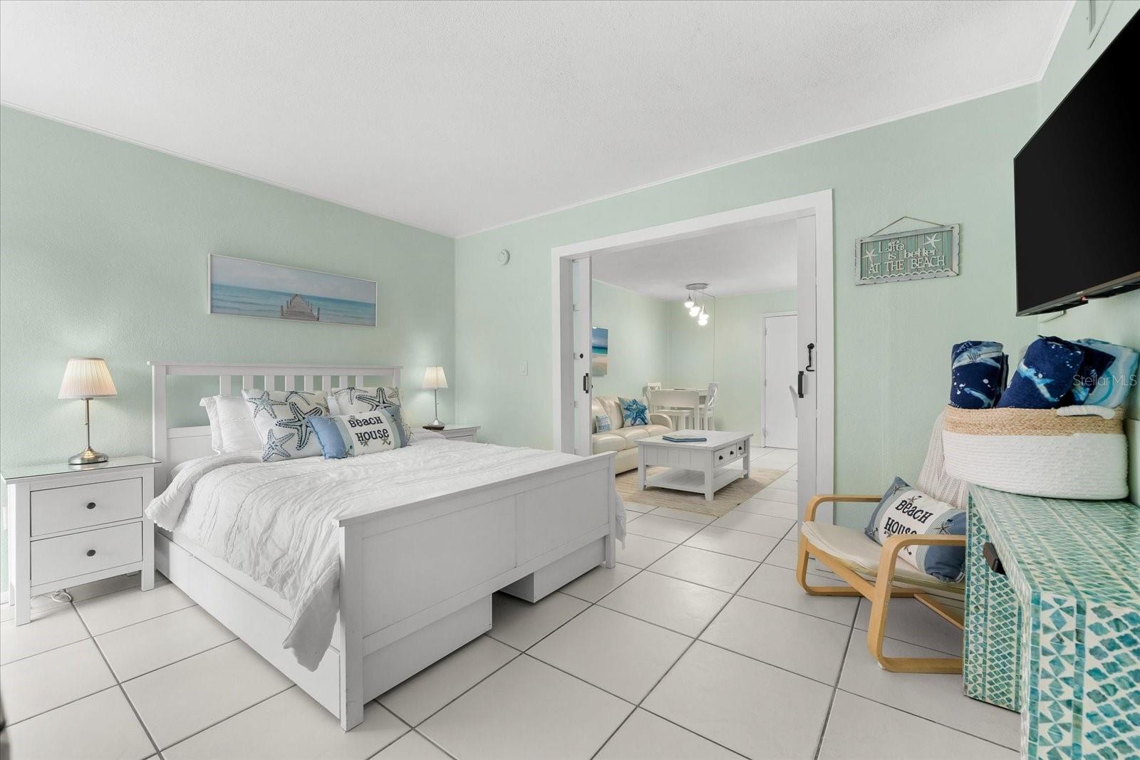 5955 MIDNIGHT PASS RD #4E