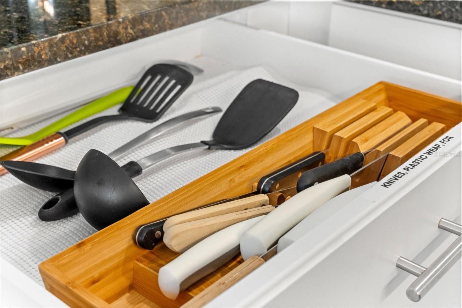 5955 MIDNIGHT PASS RD #4E