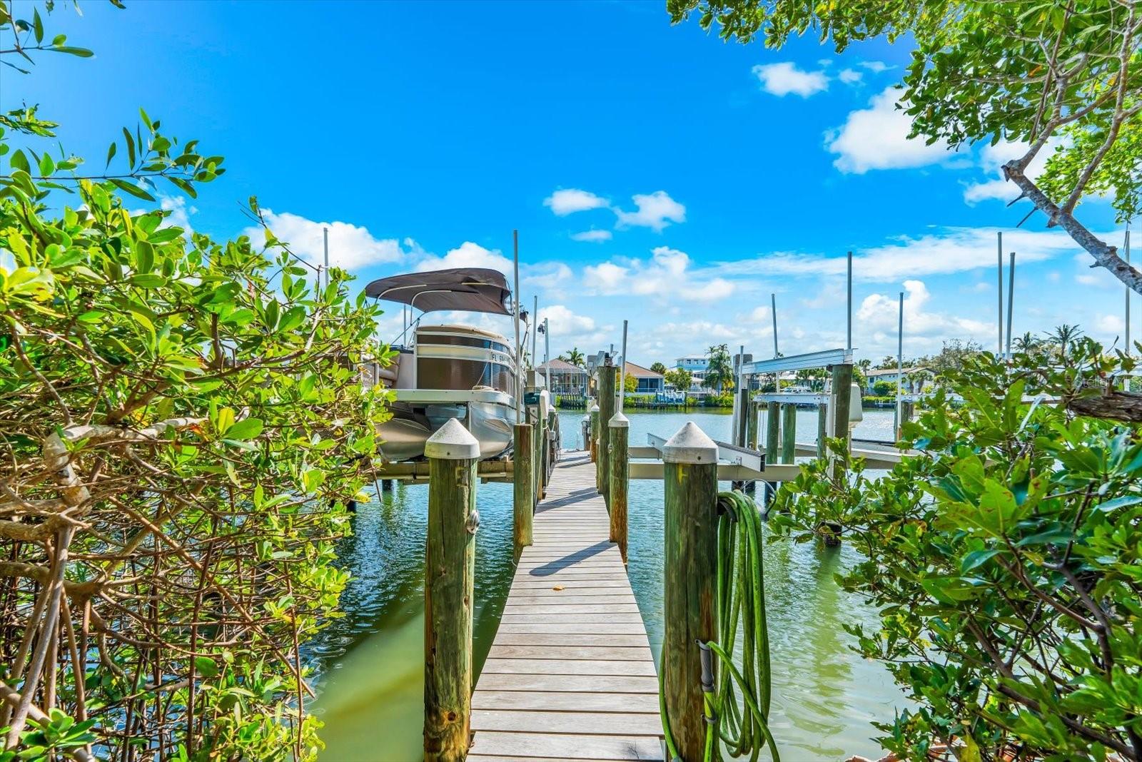 3941 HAMILTON CLUB CIR #9