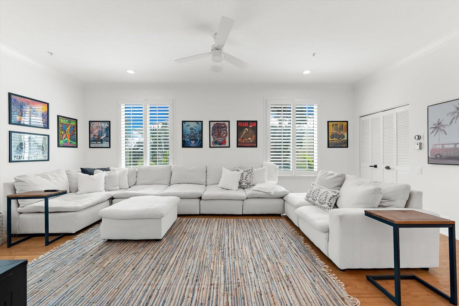 3941 HAMILTON CLUB CIR #9