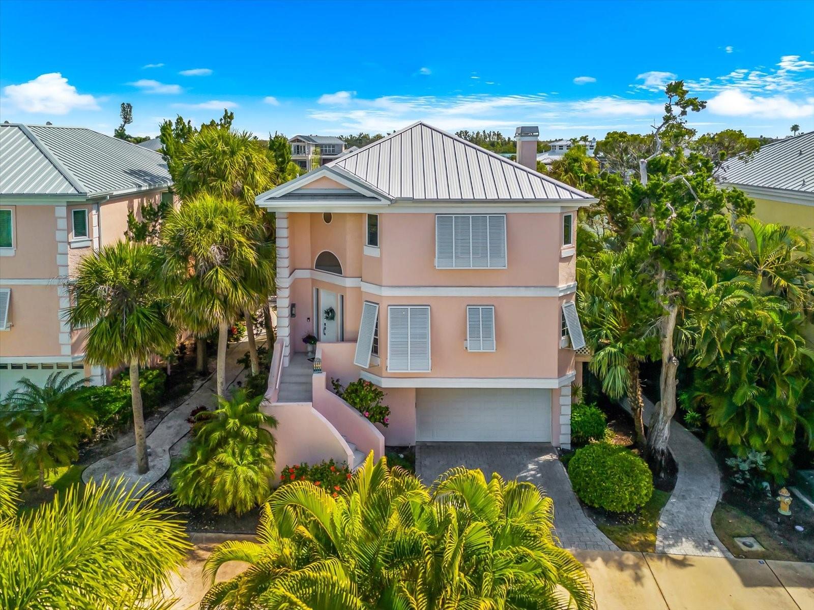 3941 HAMILTON CLUB CIR #9