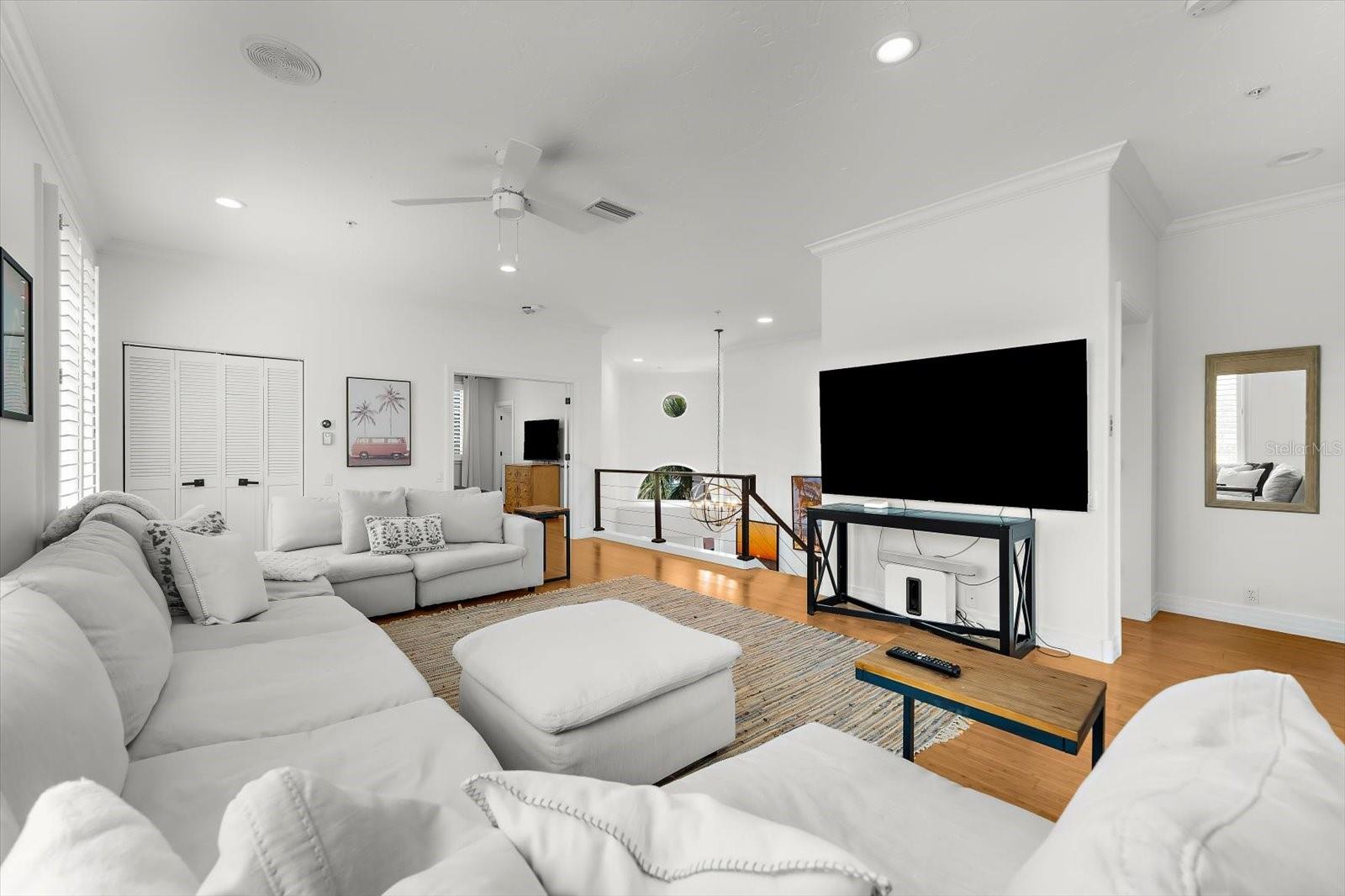 3941 HAMILTON CLUB CIR #9