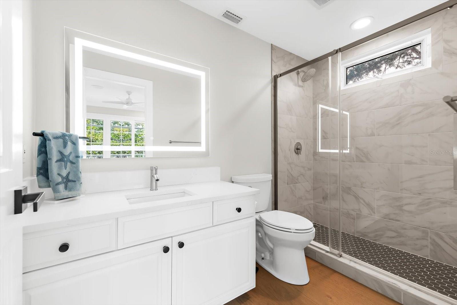 3941 HAMILTON CLUB CIR #9