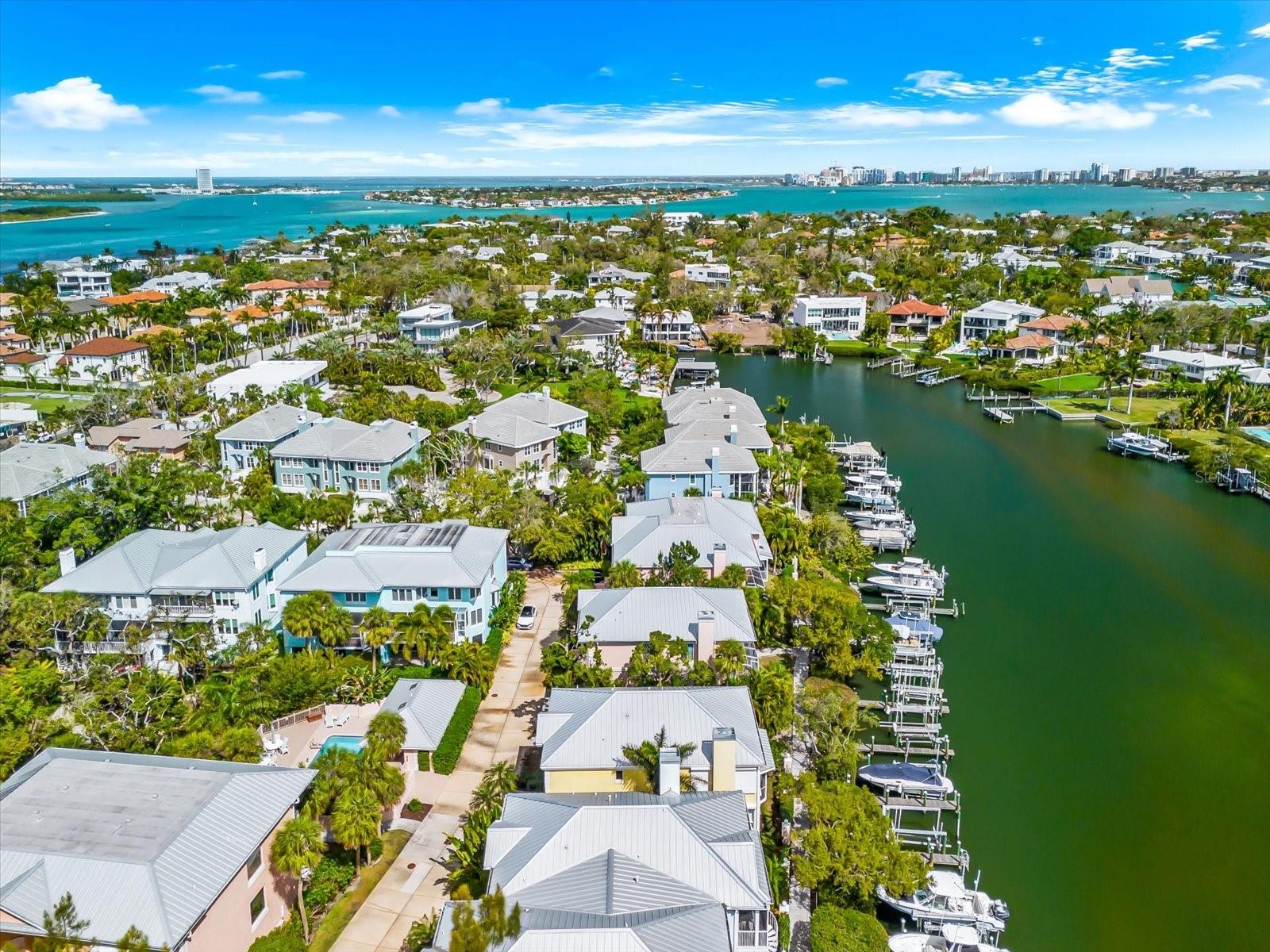 3941 HAMILTON CLUB CIR #9