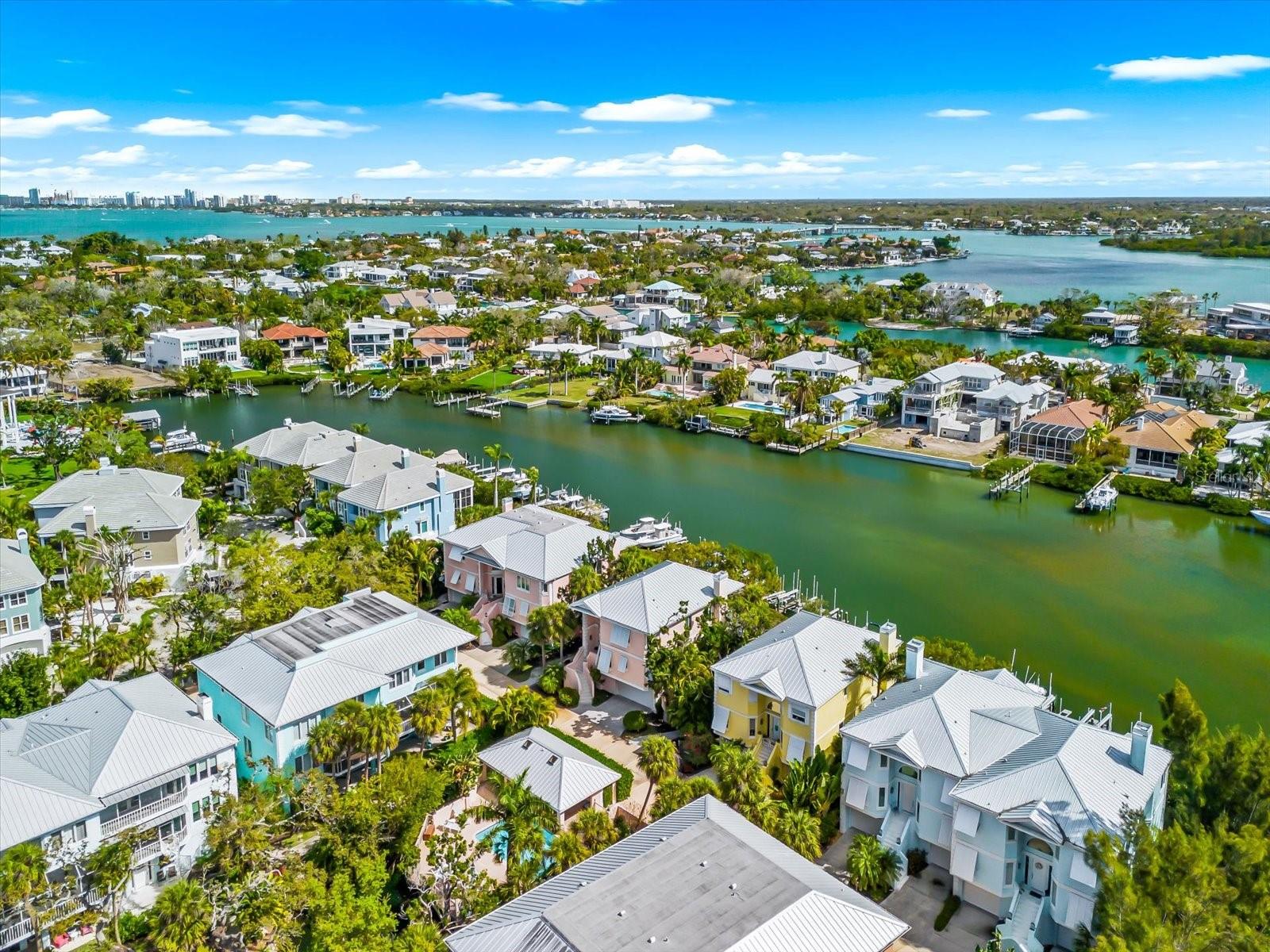 3941 HAMILTON CLUB CIR #9