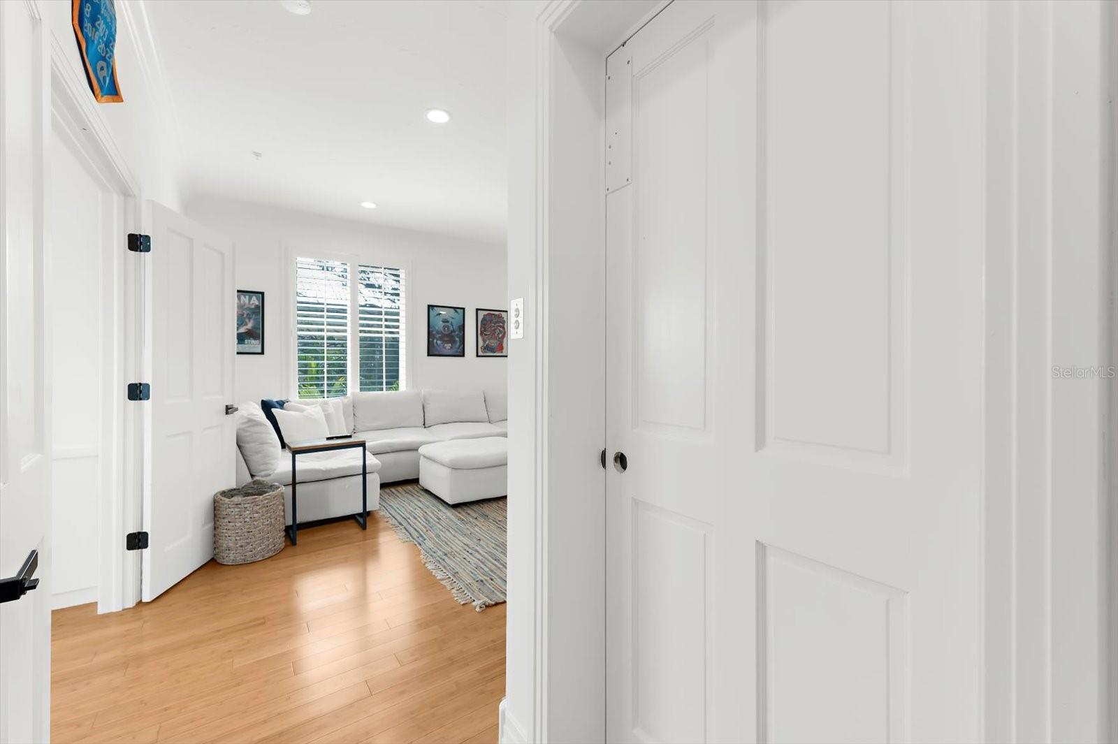 3941 HAMILTON CLUB CIR #9