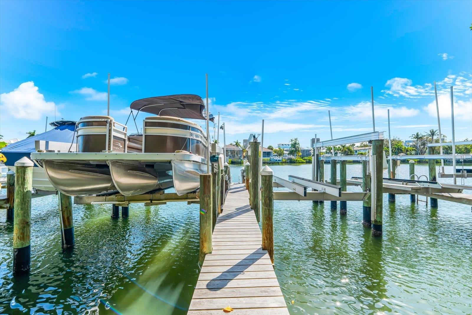 3941 HAMILTON CLUB CIR #9