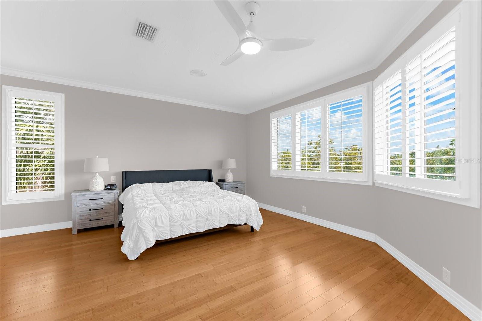 3941 HAMILTON CLUB CIR #9