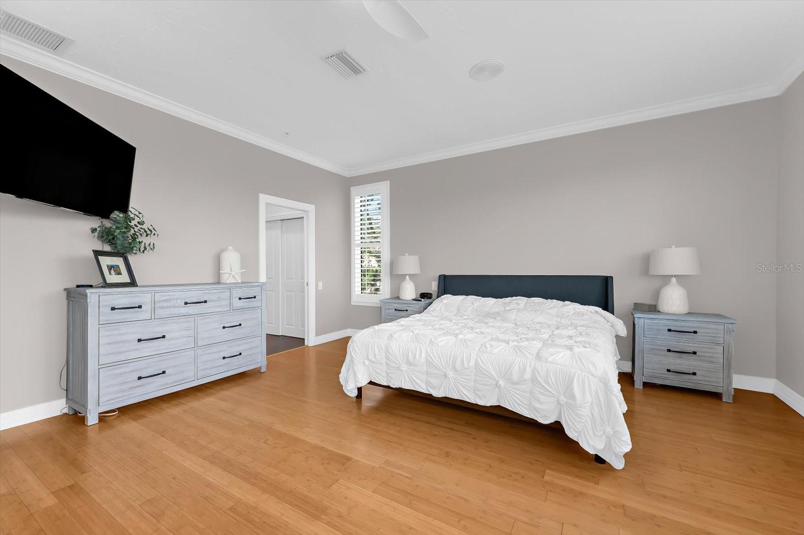 3941 HAMILTON CLUB CIR #9