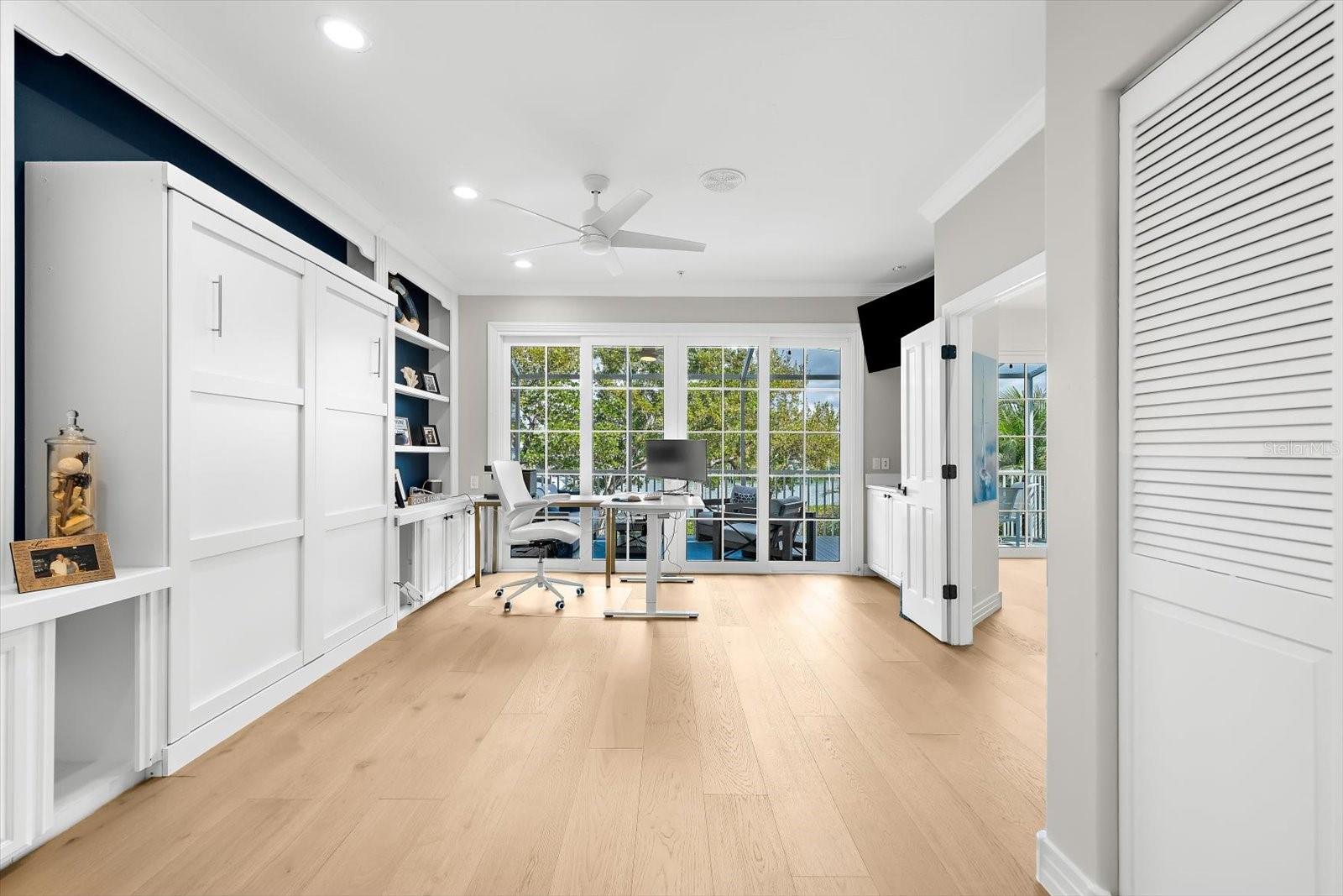 3941 HAMILTON CLUB CIR #9