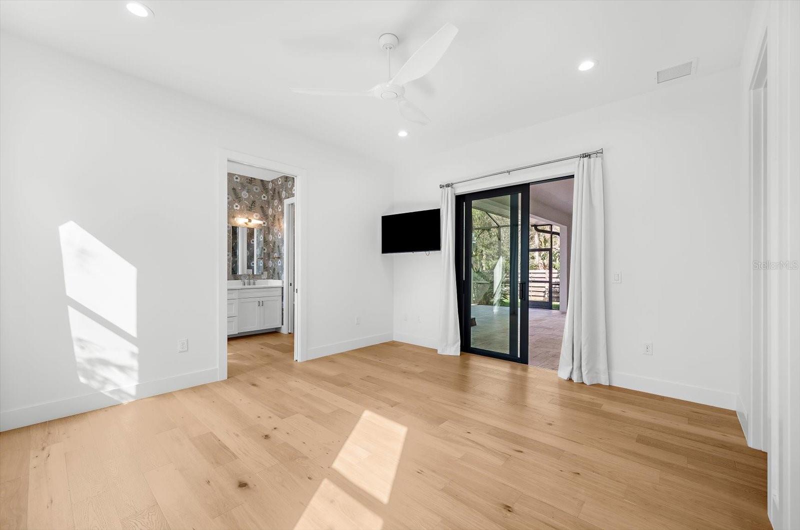 2135 DATURA ST