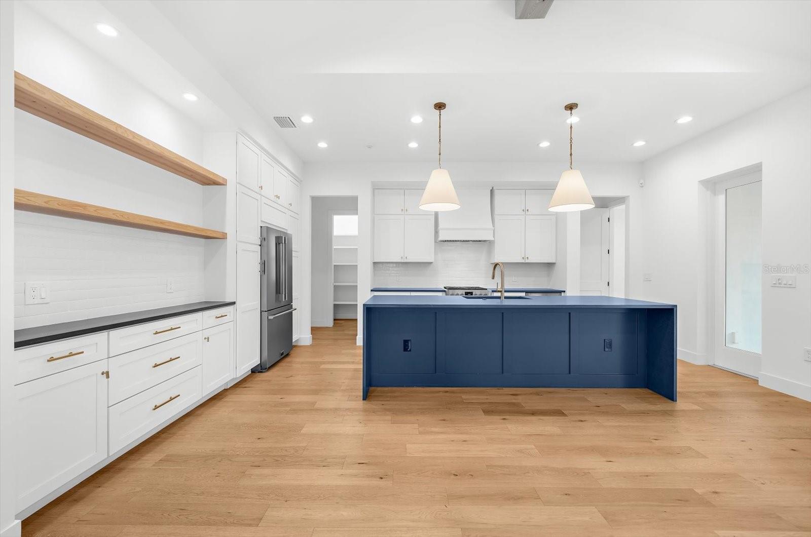 2135 DATURA ST