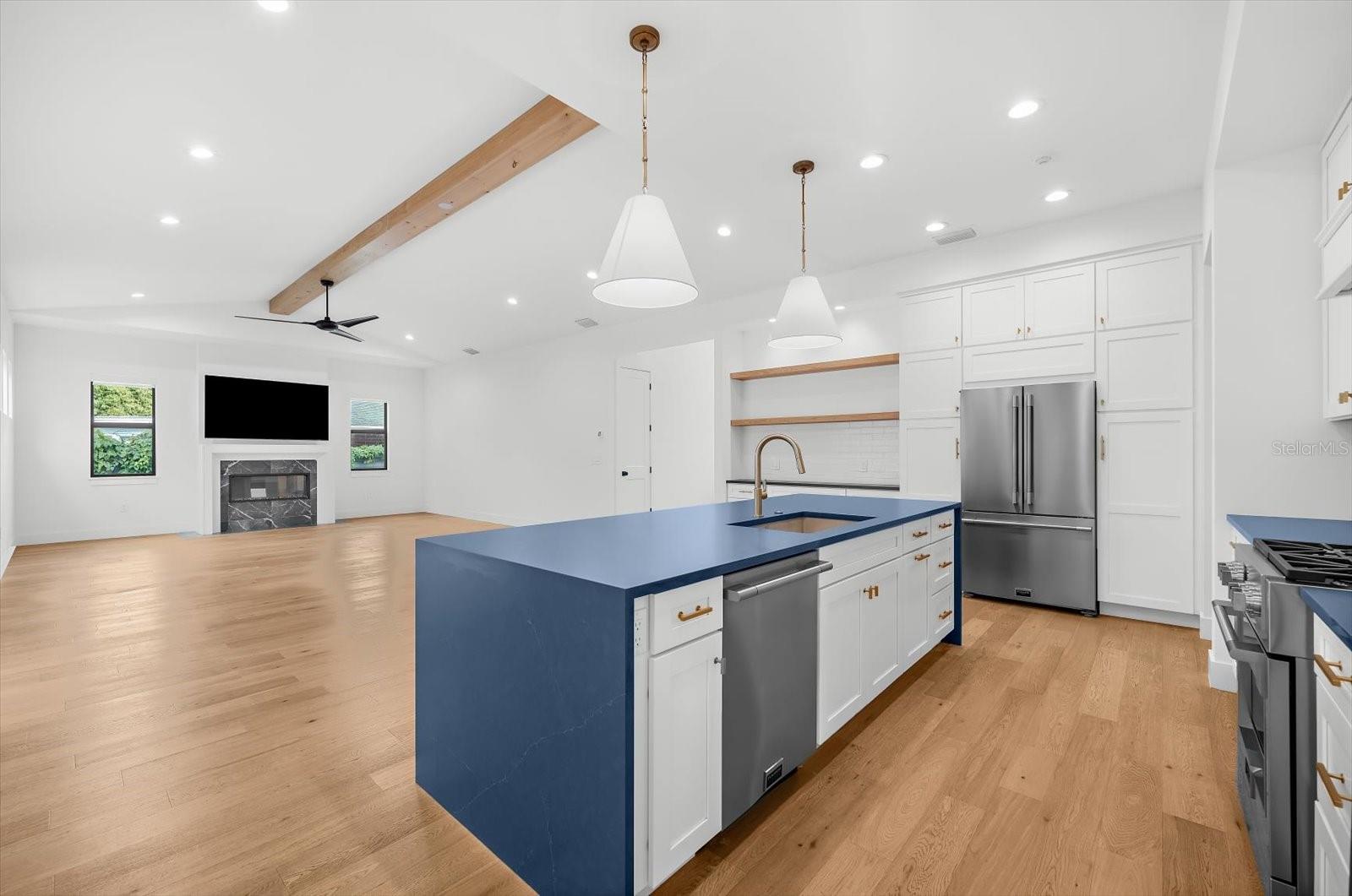 2135 DATURA ST