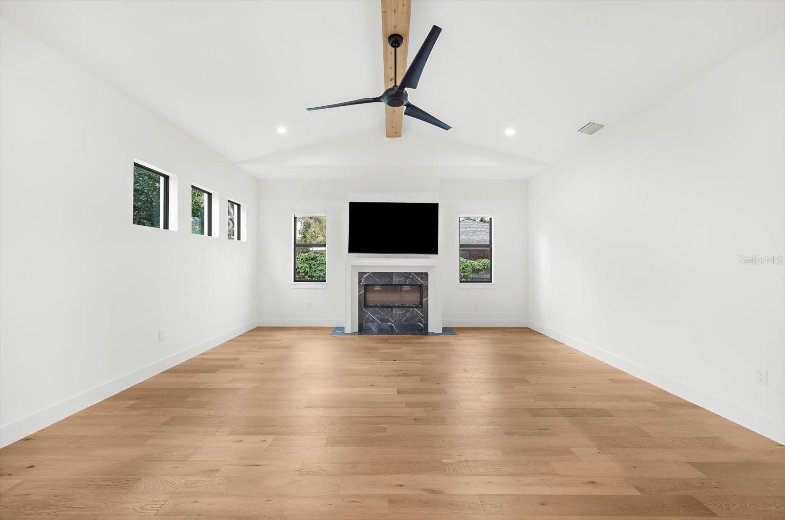 2135 DATURA ST