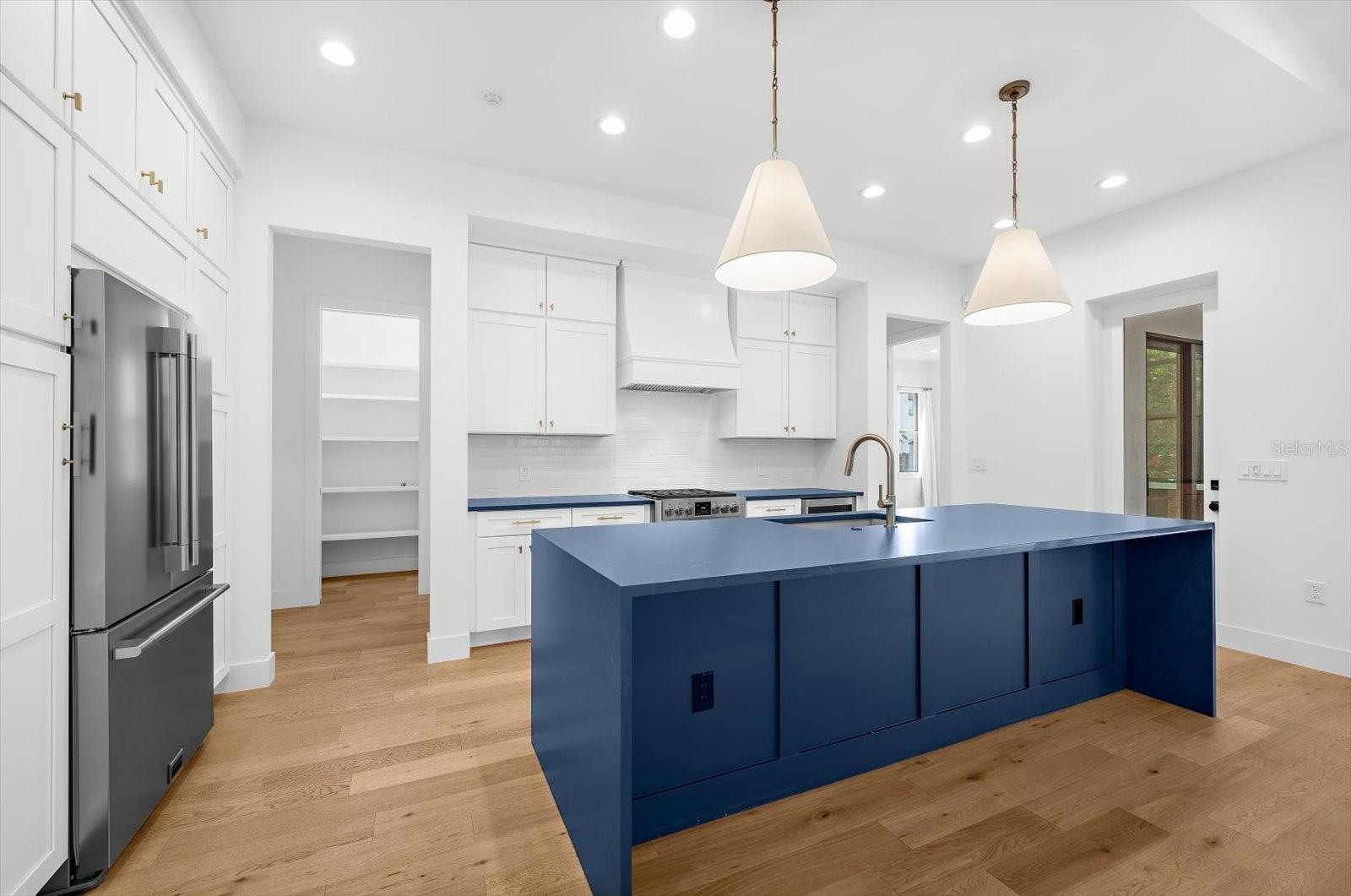 2135 DATURA ST