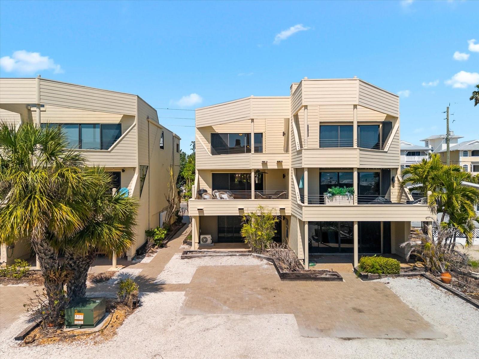 548 BEACH RD #A540