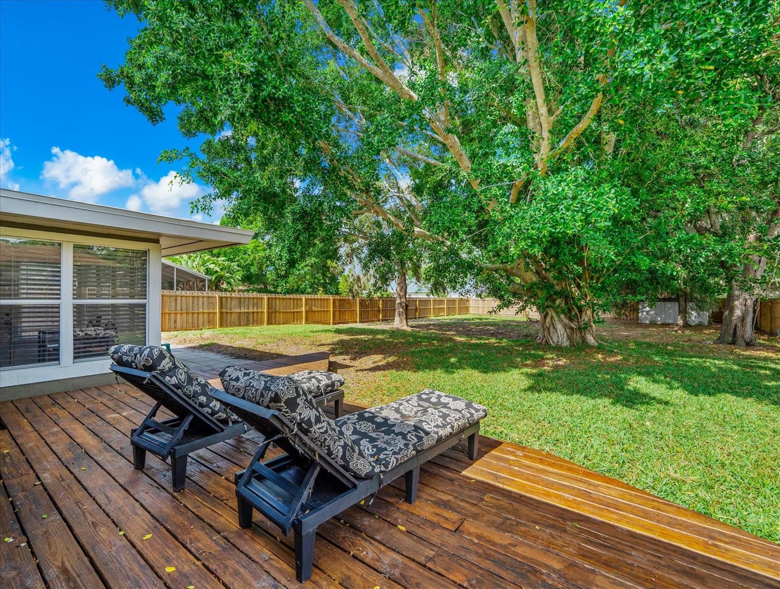 2638 WEBBER PL